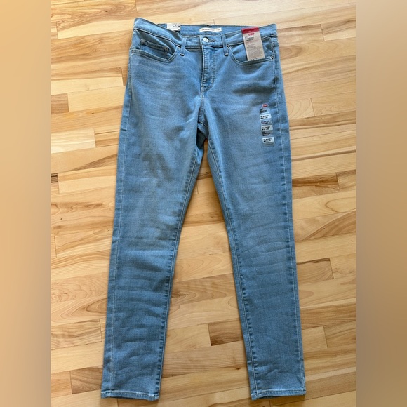 Levi's Denim - Levi's Women's Light Blue Skinny Jeans